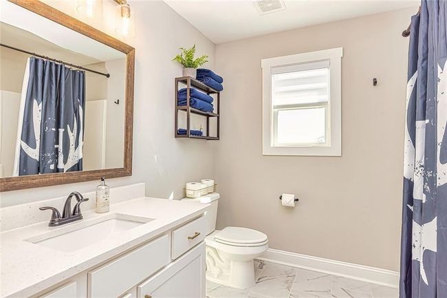 117 Lake Point Dr, House other with 4 bedrooms, 4 bathrooms and 5 parking in Williamson GA | Image 39