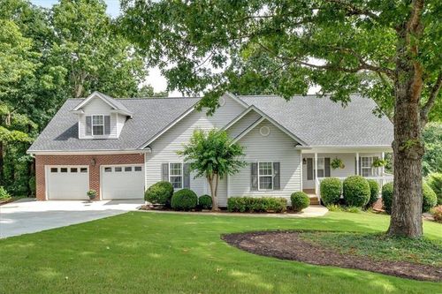 17 Sassafras Trl Ne, Cartersville, GA, 30121-6025 | Card Image