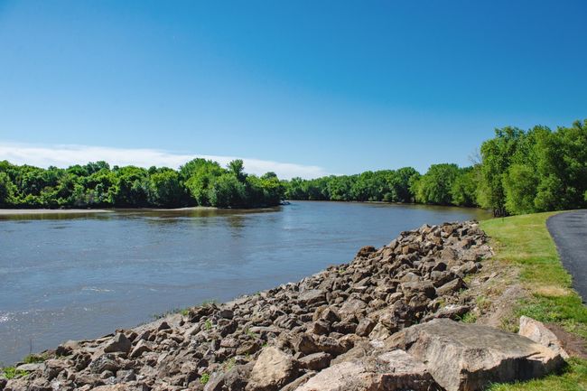 Tons of nature all around Carver. | Image 32