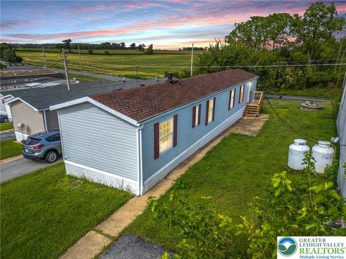 25 Roth Ave, MERTZTOWN, PA, 19539-8842 | Card Image