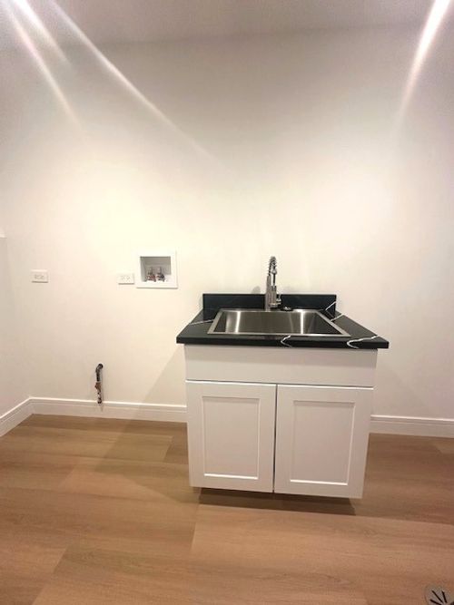 4959 N Merrimac Ave, Chicago, IL, 60630-2915 | Card Image