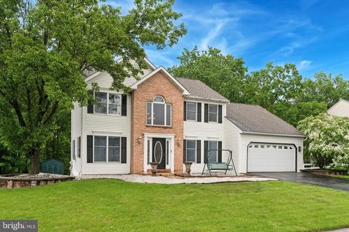 504 Ridge Dr, DOUGLASSVILLE, PA, 19518-1243 | Card Image