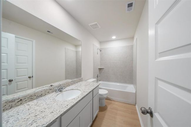 1081 Westfork Dr, House other with 5 bedrooms, 3 bathrooms and 3 parking in Sealy TX | Image 27