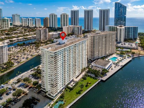 825-500 Bayview Dr, Sunny Isles Beach, FL, 33160-4777 | Card Image