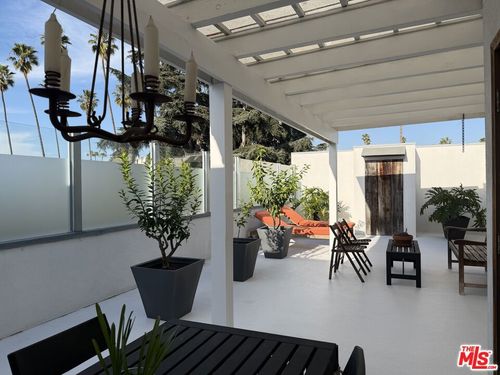 10-924 5th St, Santa Monica, CA, 90403-6135 | Card Image