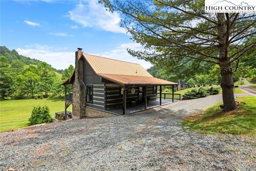 3302 Old Us Highway 421, Vilas, NC, 28692 | Card Image