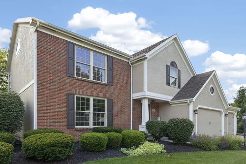 7339 Tullymore Dr, Dublin, OH, 43016-8402 | Card Image