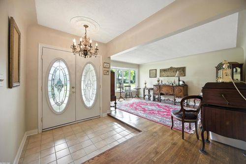 5350 Fieldcrest, Shelby Township, MI, 48316-5206 | Card Image