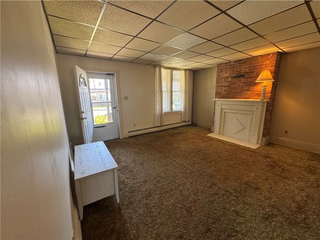 611 E 17 Th Ave, Townhouse with 2 bedrooms, 1 bathrooms and 1 parking in Munhall PA | Image 4