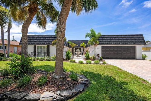 599 Flamingo Dr, VENICE, FL, 34285-3006 | Card Image