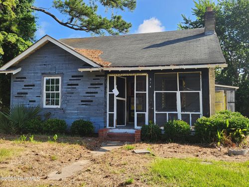 314 Burke St, Elizabeth City, NC, 27909-4506 | Card Image