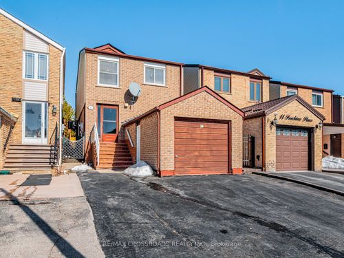 15 Peachtree Pl, Concord, ON, L4K2C4 | Card Image