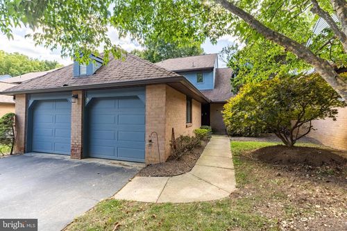 19 Painters Ln, CHESTERBROOK, PA, 19087-5504 | Card Image