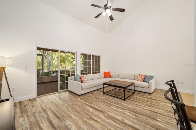 APT-2 - 1563 Nw 29 Th Rd, Townhouse with 2 bedrooms, 2 bathrooms and null parking in Gainesville FL | Image 11