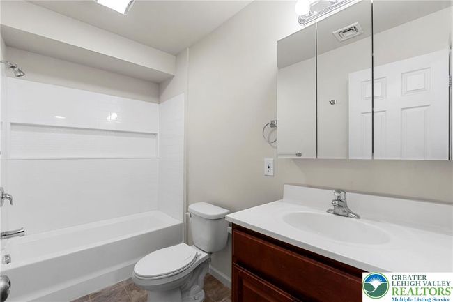 273 W Fairview St, House other with 4 bedrooms, 3 bathrooms and null parking in BETHLEHEM PA | Image 13