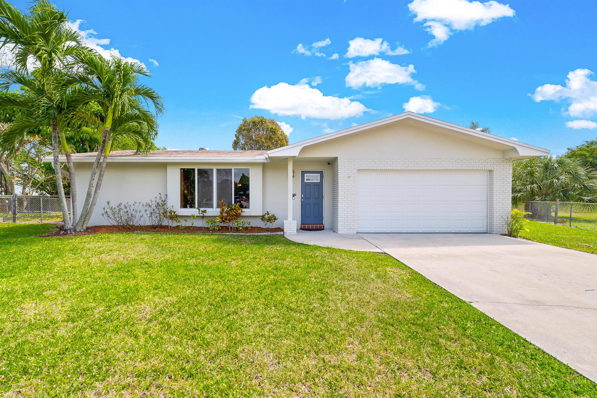 7th St, Boca Raton, FL 33486