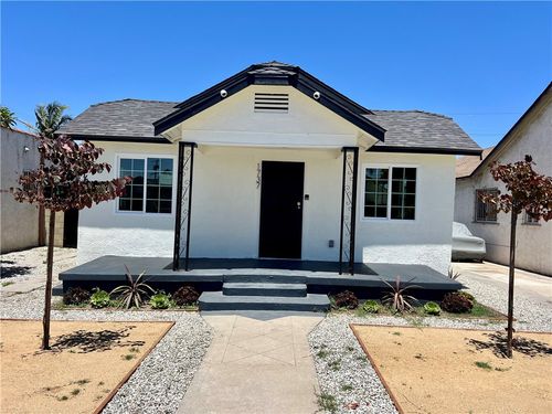 1737 W 65th Pl, LOS ANGELES, CA, 90047-1908 | Card Image