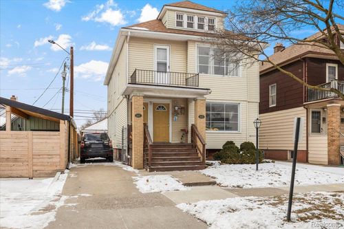 1413 Wayburn St, Grosse Pointe, MI, 48230-1069 | Card Image