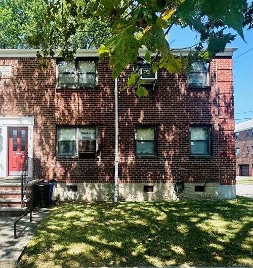 lower-160 17 Avenue, New York, NY, 11357 | Card Image