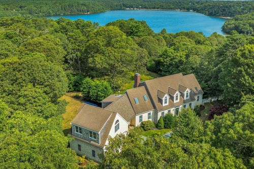 663 Crowells Bog Rd, Brewster, MA, 02631-5246 | Card Image