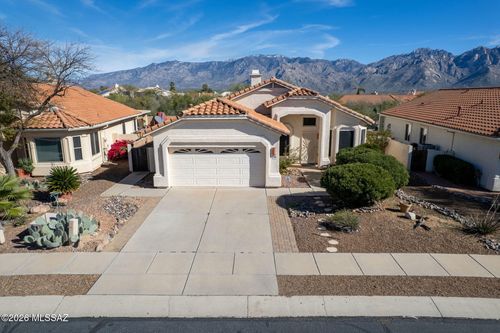 12242 N New Dawn Avenue, Oro Valley, AZ, 85755 | Card Image