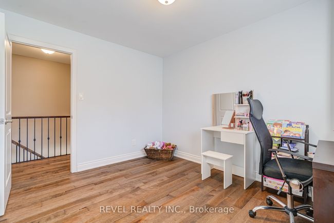524 Fergo Ave, House attached with 4 bedrooms, 3 bathrooms and 2 parking in Mississauga ON | Image 22