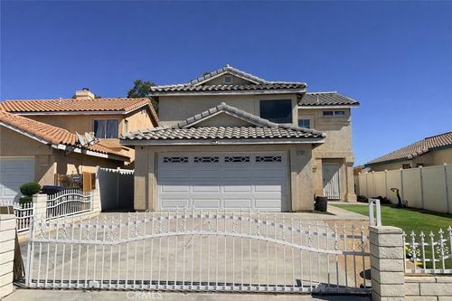 14601 Foothill Rd, Victorville, CA, 92394-6948 | Card Image
