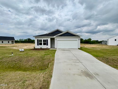 166 Shiloh Woods Cir, Smithfield, NC, 27577-6658 | Card Image