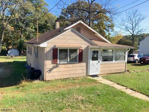 59 Hopatchung Rd, Hopatcong, NJ, 07843-1565 | Card Image