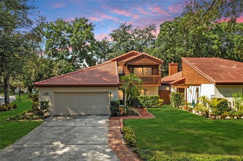 1055 W Pebble Beach Circle, Winter Springs, FL, 32708 | Card Image