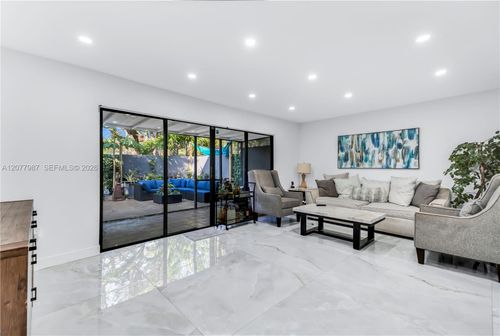 13b-3321 Simms St, Hollywood, FL, 33021-3147 | Card Image