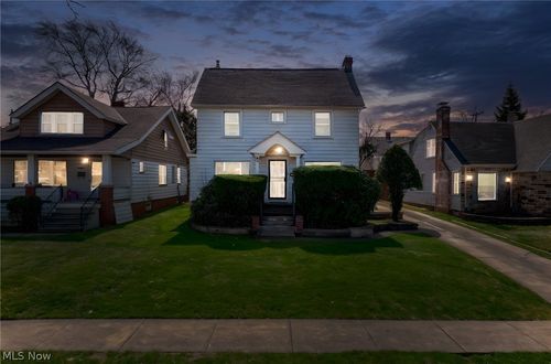 10506 Park Heights Ave, Garfield Heights, OH, 44125-2536 | Card Image