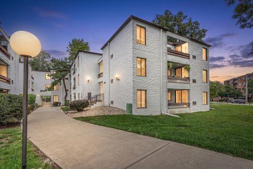 1c-322 W Miner St, Arlington Heights, IL, 60005-1362 | Card Image