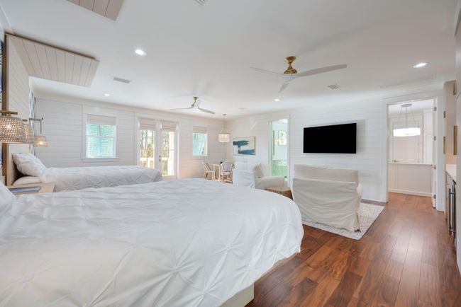 290 Seabreeze Blvd | Image 27