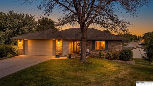 2360 Atwood Circle, Lincoln, NE, 68521 | Card Image