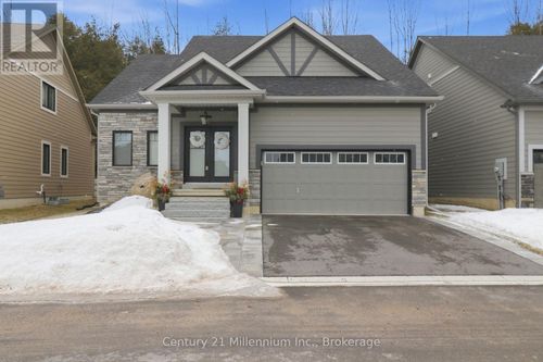 4-128 Beacon Dr, Thornbury, ON, N0H2P0 | Card Image