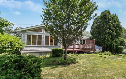 134 Millard Street, Fairfield, CT, 06824 | Card Image