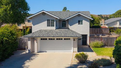 211 Menlo Dr, Buellton, CA, 93427-9789 | Card Image