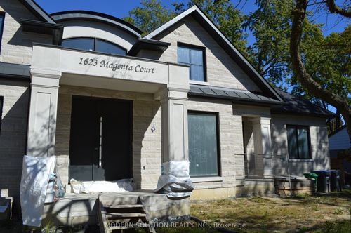 1623 Magenta Crt, Mississauga, ON, L5G3A6 | Card Image