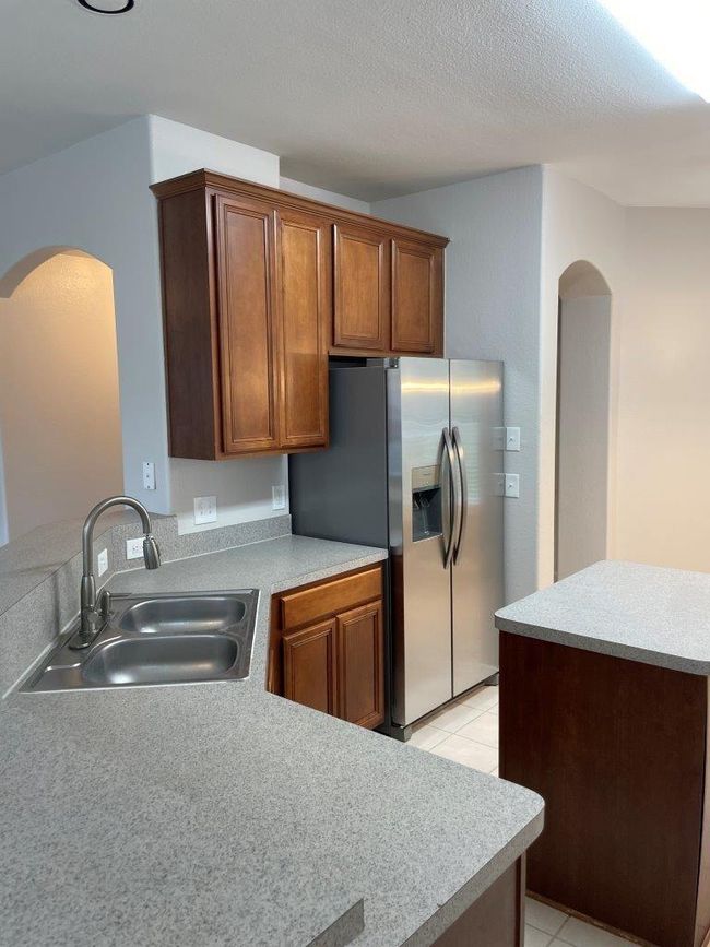 827 Chase View Dr, House other with 4 bedrooms, 3 bathrooms and 2 parking in Bacliff TX | Image 10