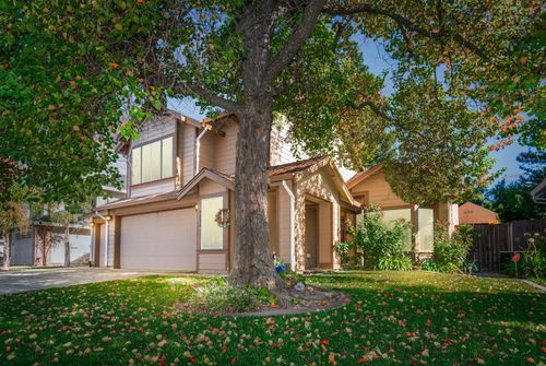 2232 Longview Dr, Roseville, CA, 95747-7803 | Card Image