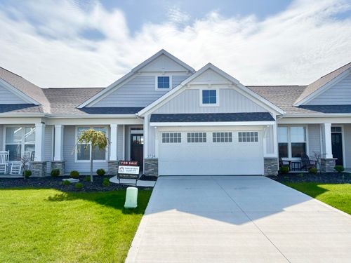 8-3734 Leenheer Dr, Grandville, MI, 49418-3700 | Card Image