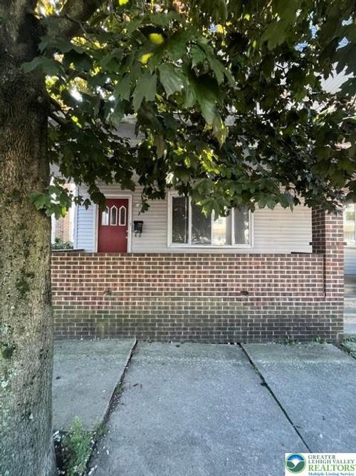 apt-1-7 W Ludlow Street, Summit Hill Boro, PA, 18250 | Card Image