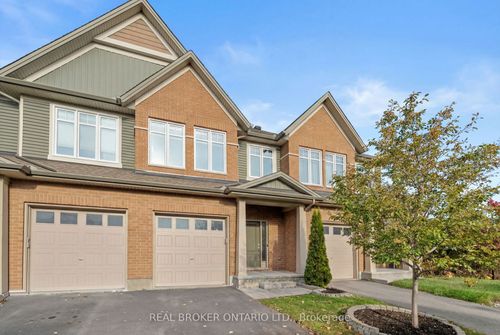 792 Cedar Creek Dr, Gloucester, ON, K1T0M6 | Card Image