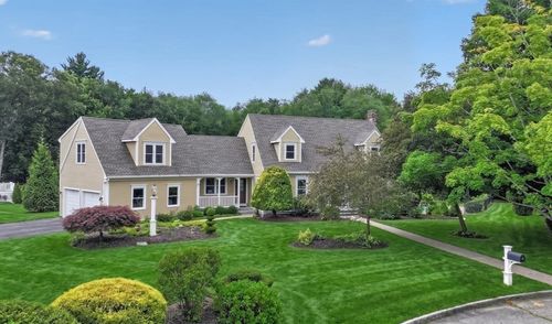 72 Beckford Farm Rd, Hanover, MA, 02339-3100 | Card Image