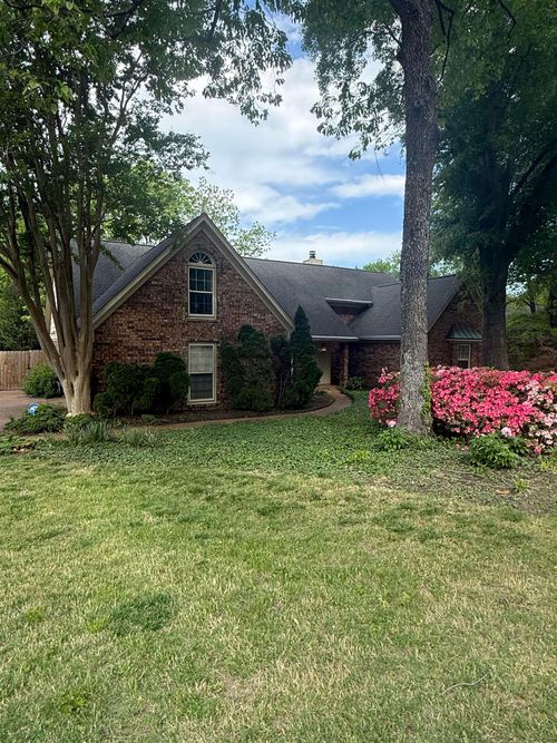 2805 Morning Woods Dr, Cordova, TN, 38016-4770 | Card Image