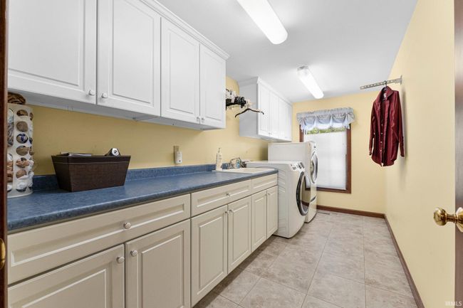 1106 Woodcrest Ln, House other with 4 bedrooms, 4 bathrooms and null parking in Kendallville IN | Image 22