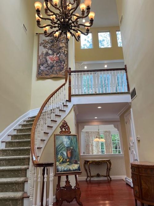 11 Verity Ln, Roslyn, NY, 11576-2043 | Card Image
