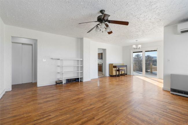 Bright and airy atmosphere, perfect for relaxing or entertaining. | Image 30