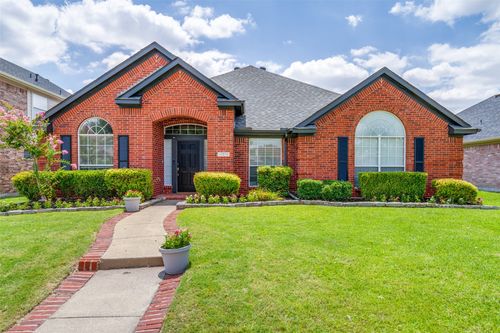 10813 River Oaks Dr, Frisco, TX, 75035-8429 | Card Image